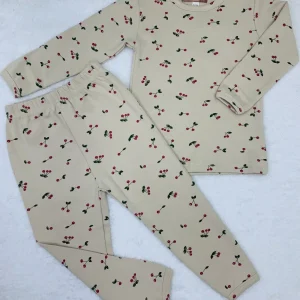 Pants Cherry