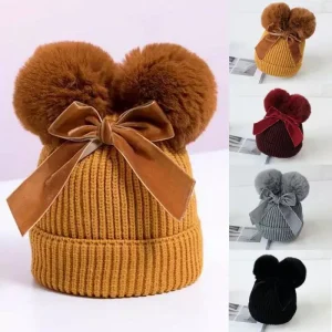 Gorrito Tejido con Moño y dos Pompones